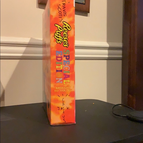 Limited edition Travis Scott cereal Box! - Picture 2 of 4